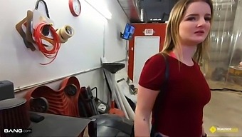 Pov Video Of A Teen Getting Fucked By A Mechanic In The Car