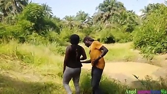 Amateur Ebony Babe Gets Her Tight Pussy Pounded By Big Black Cock In Public