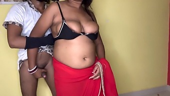 Enjoy The Curves Of Kamvali Bay, A Stunning Indian Woman With A Full Figure