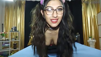 Desis Unglaublicher Orgasmus Und Creampie In Einem Video